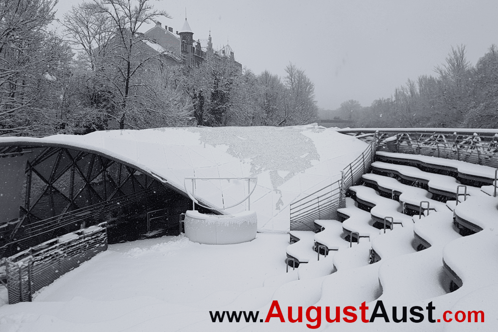 Murinsel Graz im Winter
