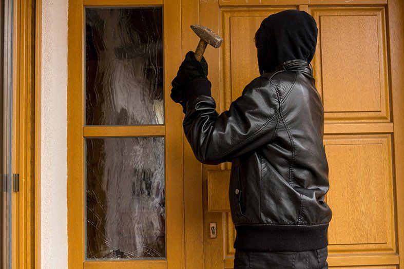 Ein Wärmeschutzglas hilft Energiekosten zu senken. Isolierglas nach Maß kaufen