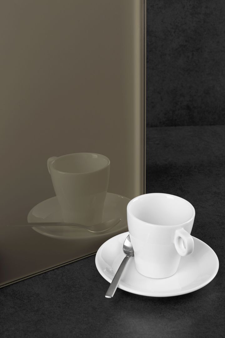 lackiertes Glas in Caouccino