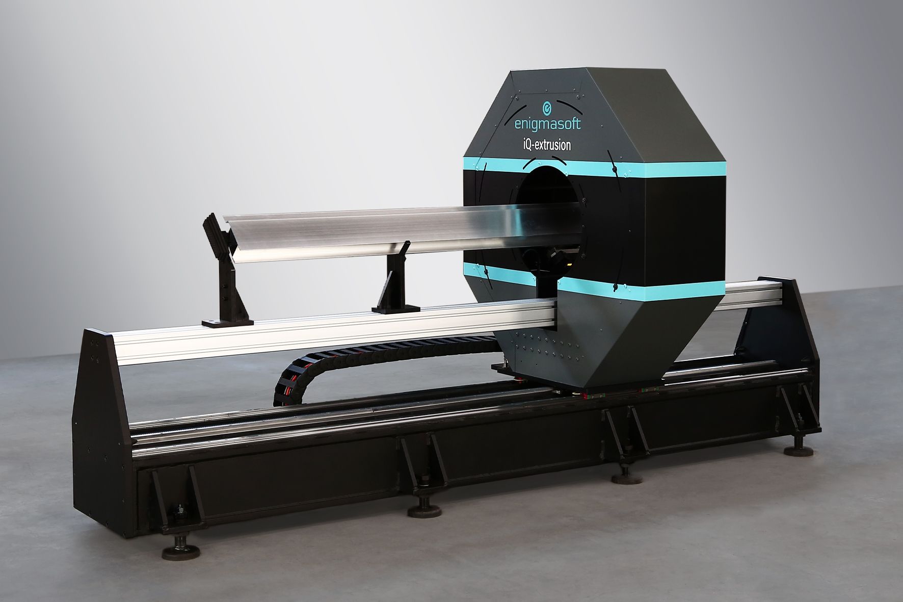 iQ-extrusion, Gesamtansicht der Maschine