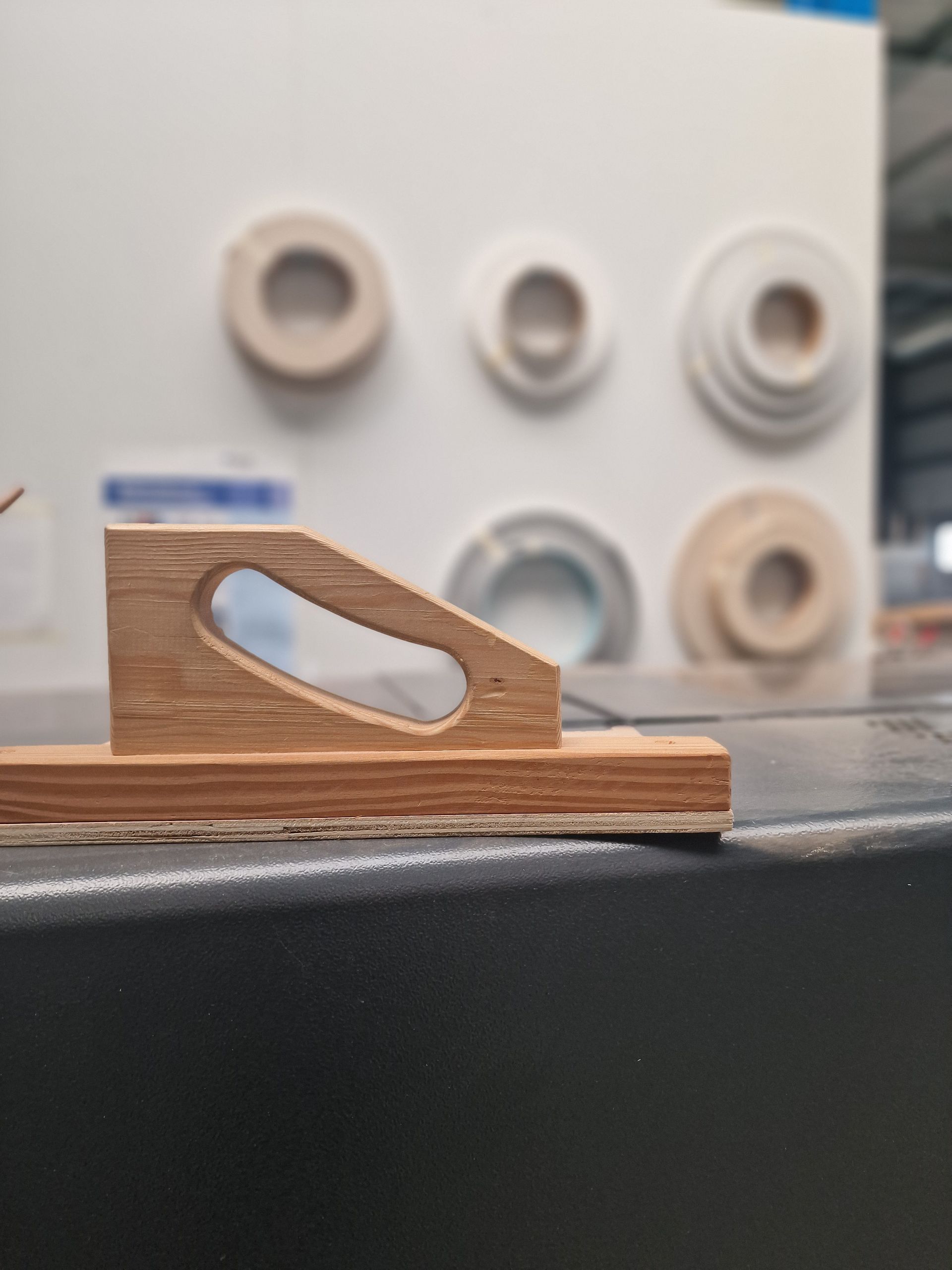 Details der Werkstatt - Hier bei der Holzdesign Krüger GmbH - Ihrem Partner für Möbel nach Maß und individuellen Innenausbau