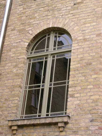 Fenstersanierung mit Denkmalschutz durch die Tischlerei Christian Krüger GmbH