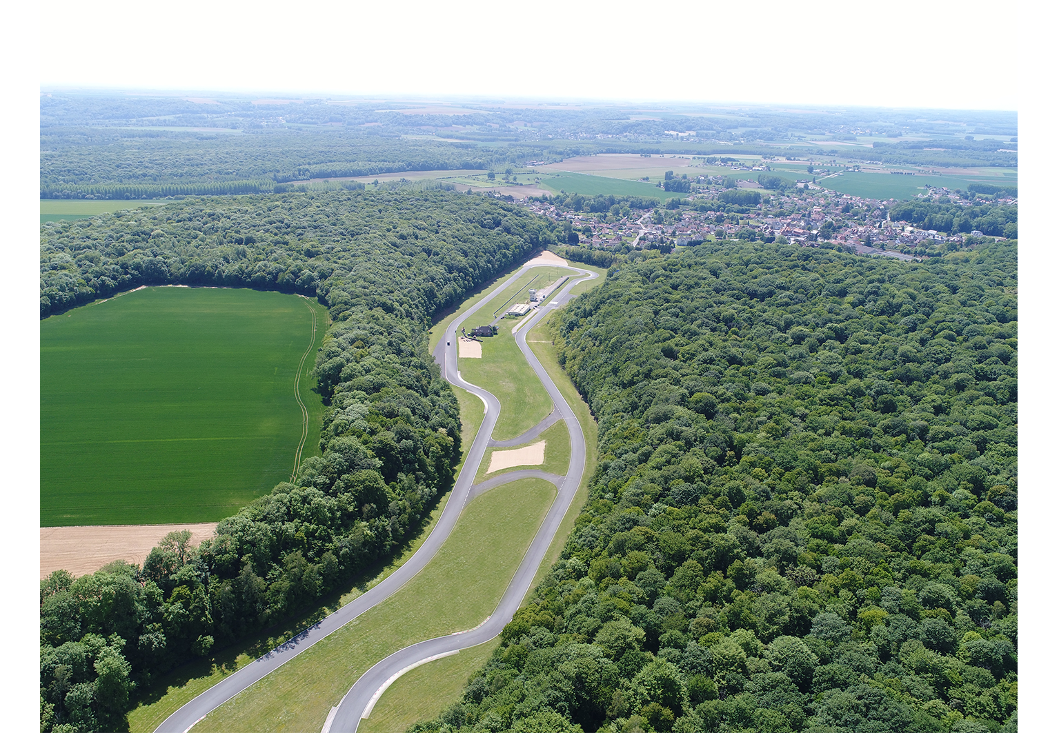 vue aérienne d'un circuit