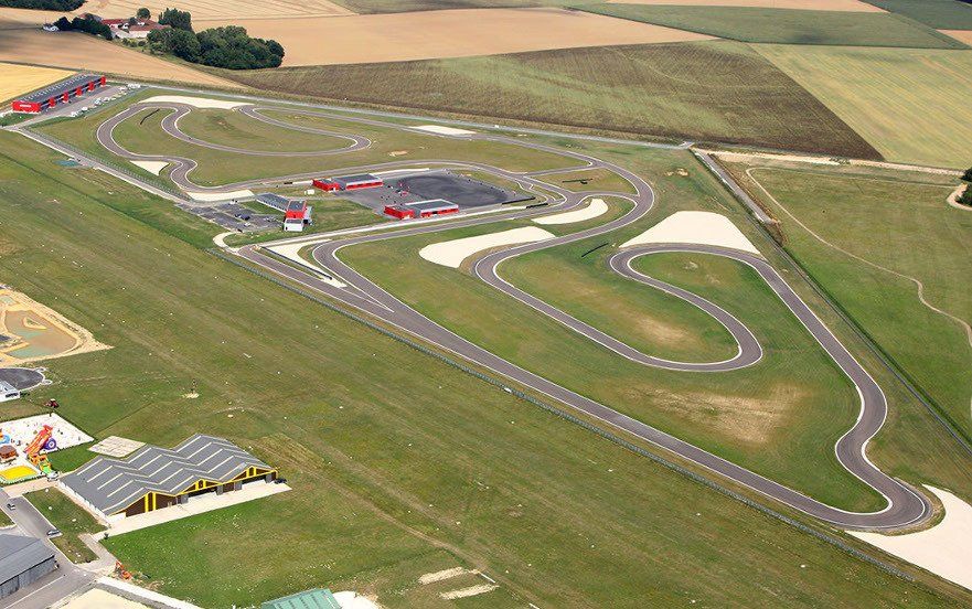 vue aérienne du circuit de La Ferté Gaucher
