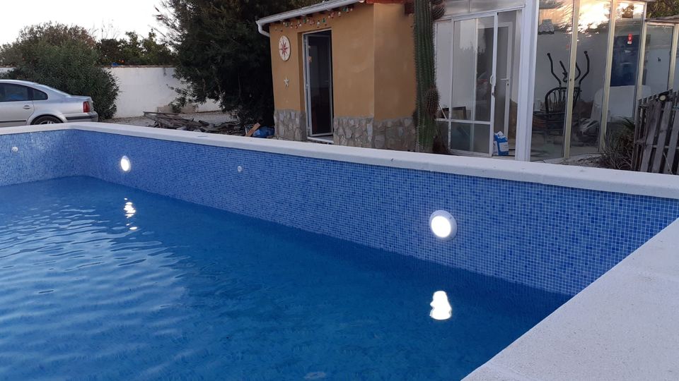 Detección de fugas de agua en piscinas