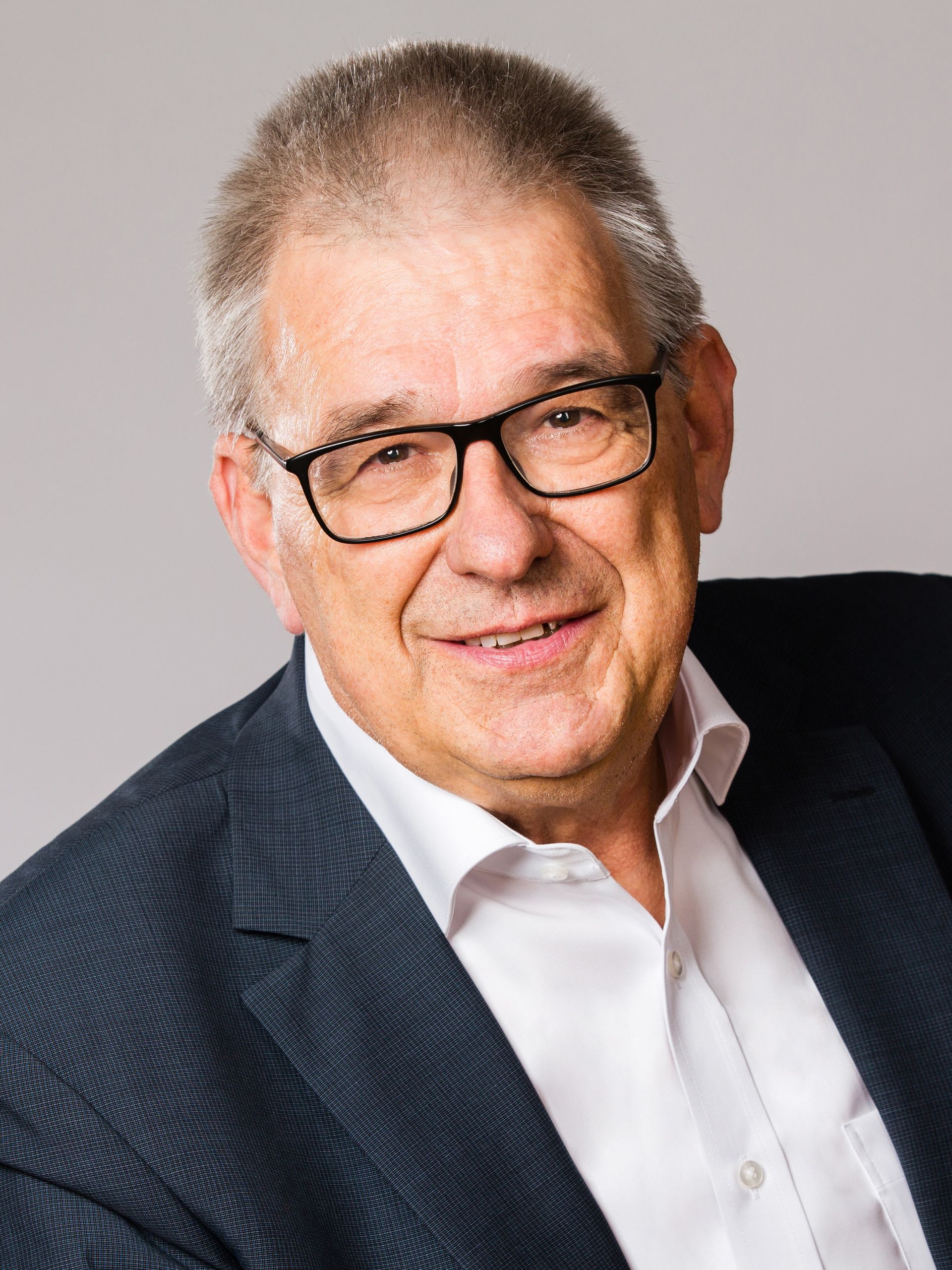 Dr. Thomas Gambke Dr. Thomas Gambke