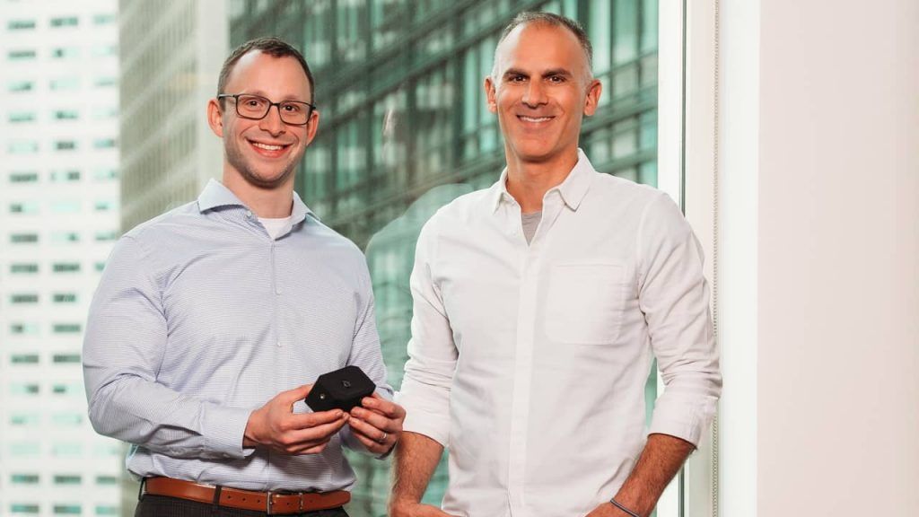 Evan Moss y Ariel Seidman, fundadores de Hivemapper.