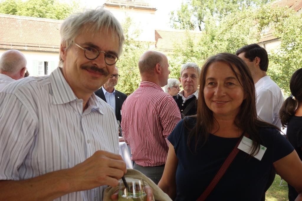 Fini Reißaus im Gespräch mit BN-Landesvorsitzenden Richard Mergner anläßlich der Preisverleihung zum Fini Reißaus im Gespräch mit BN-Landesvorsitzendem Richard Mergner anläßlich der Preisverleihung