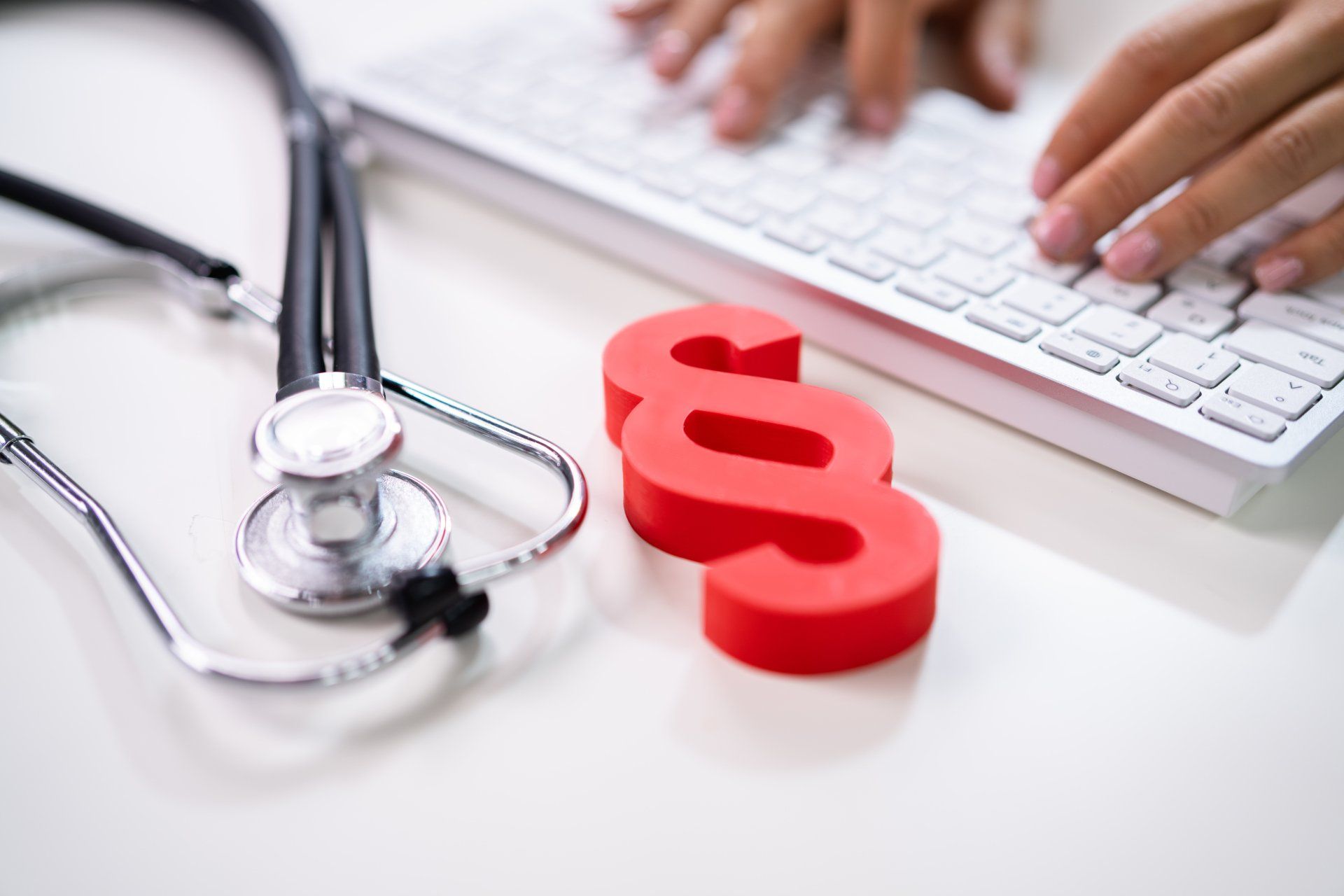 Arzthaftungsrecht Ärztepfusch Kunstfehler Fachanwalt für Medizinrecht