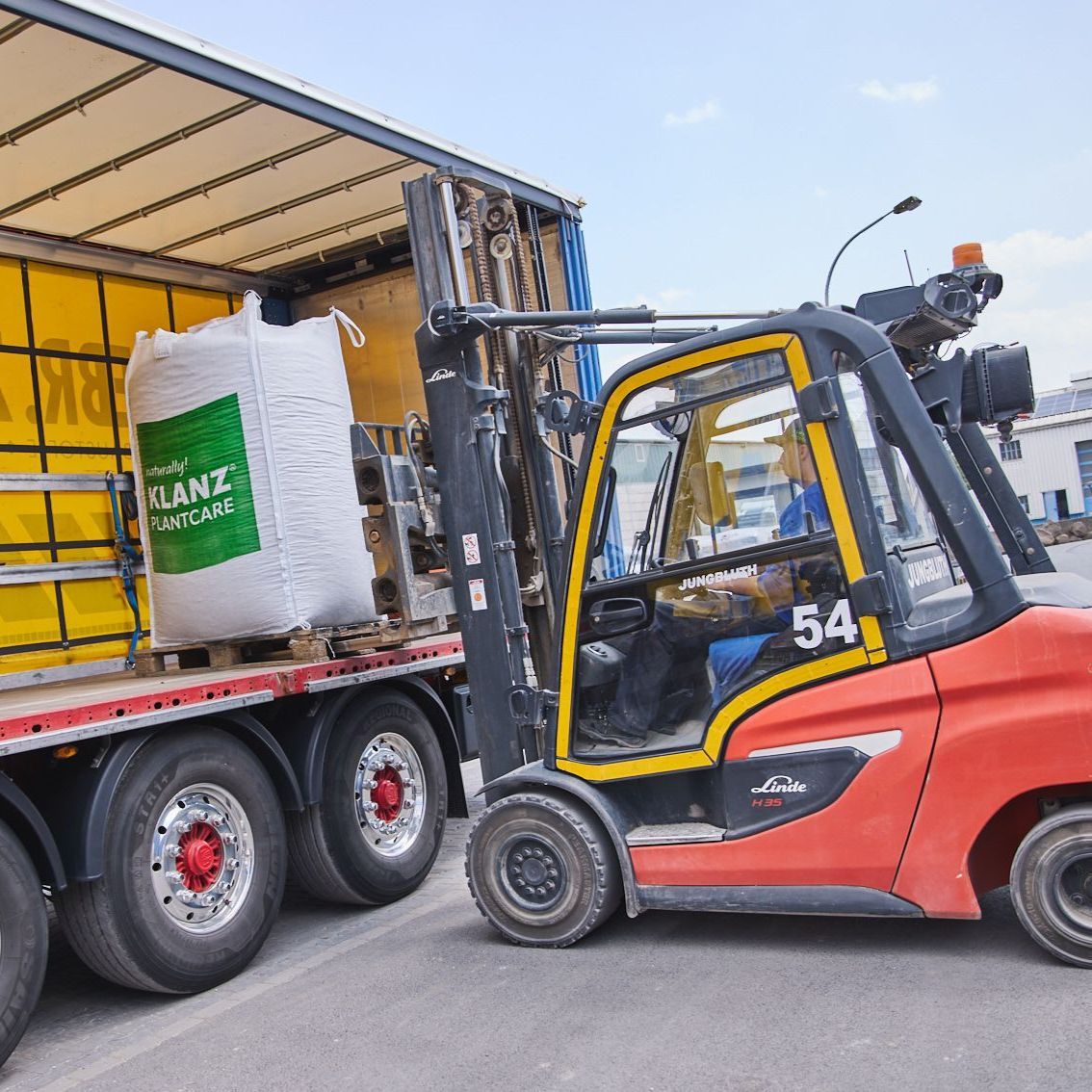 Service und Logistik