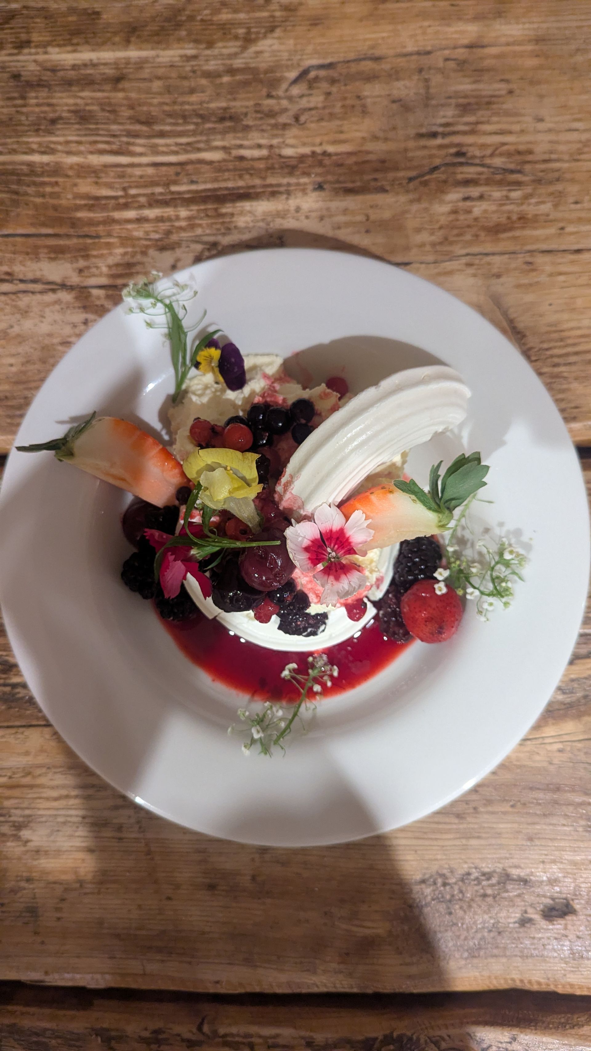 Not so messy eaton mess Private chef in the lake district (eaton mess)