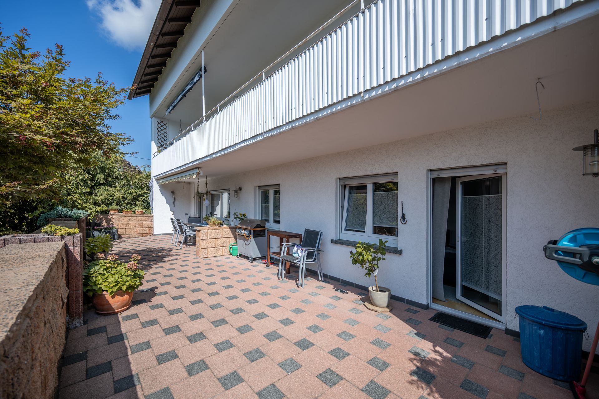 4 Zi. ETW mit großer Terrasse in Karlsruhe