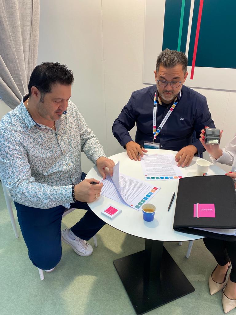 Nasce ISO Benessere Bulgaria. I momenti della firma del contratto a Interbad 2022