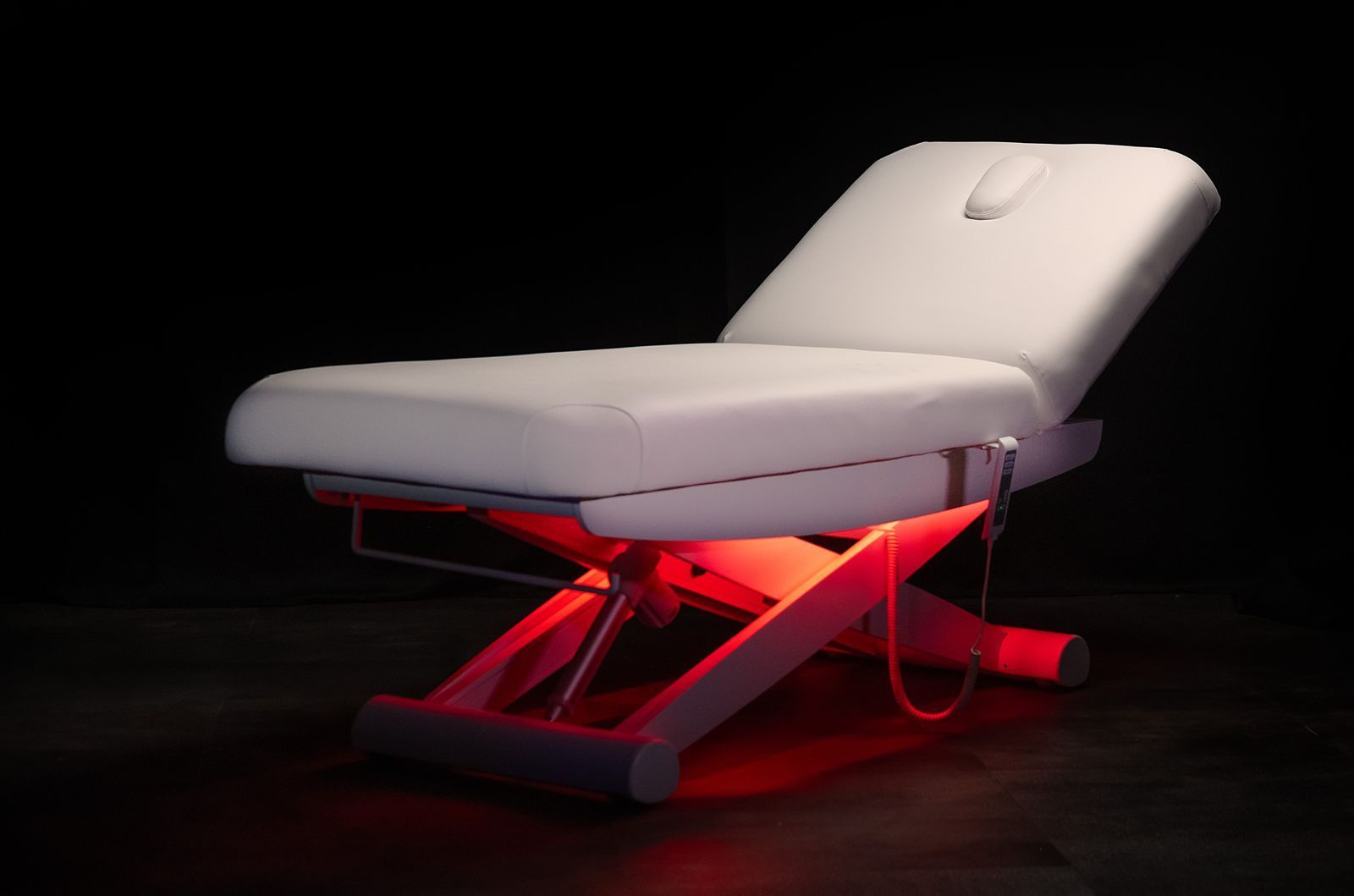 MASSAGE BED