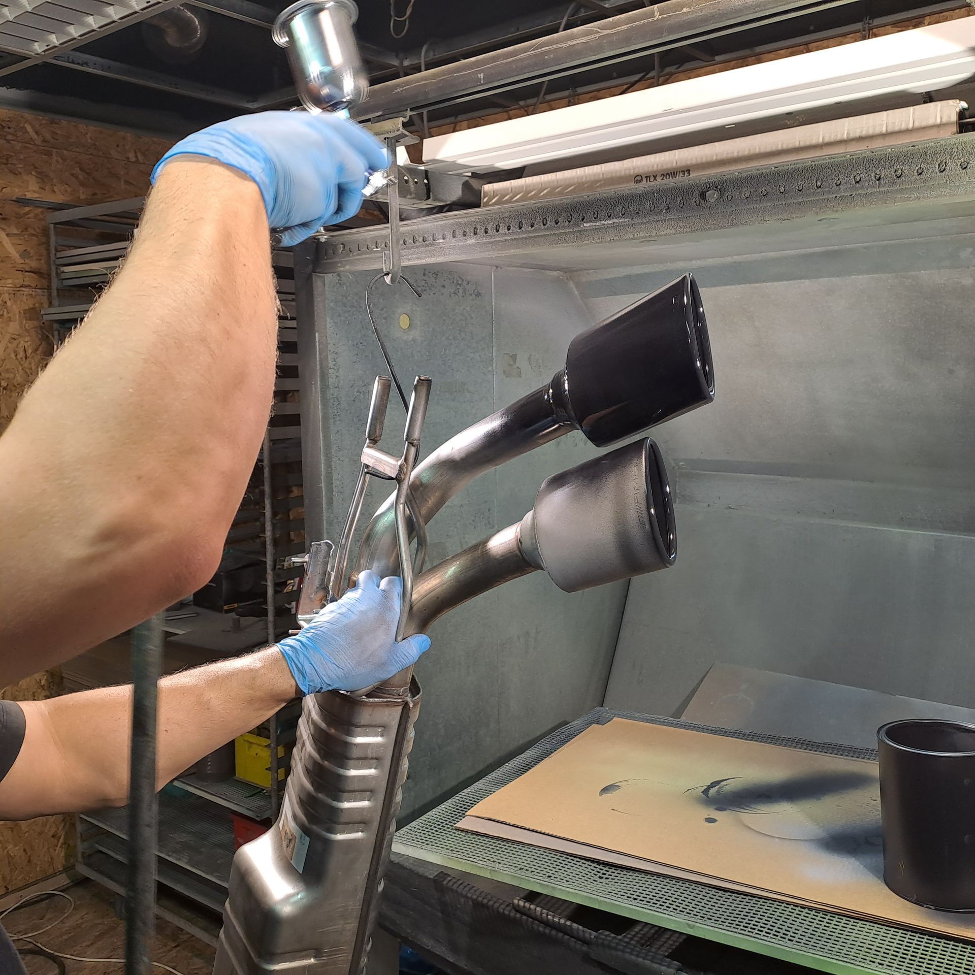 Keramikbeschichtung Cerakote Schwarz Schalldämpfer Mercedes AMG G63 Pulverbeschichtung Hamburg