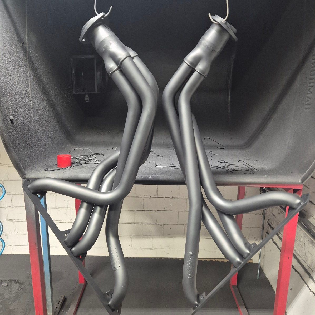Keramikbeschichtung Cerakote Schwarz Keramikbeschichtung Cerakote Schwarz Krümmer V8 Chevrolet Dodge Ford Pulverbeschichtung Hamburg