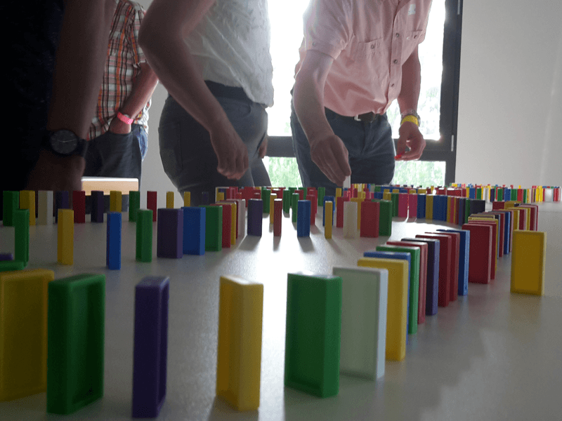 Weihnachtsfeier Idee Firma Domino Event