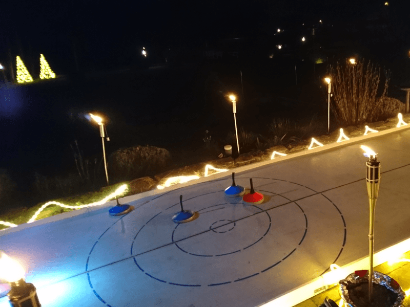 Eisstockschießen mit Location Weihnachtsfeier Programm Firmen