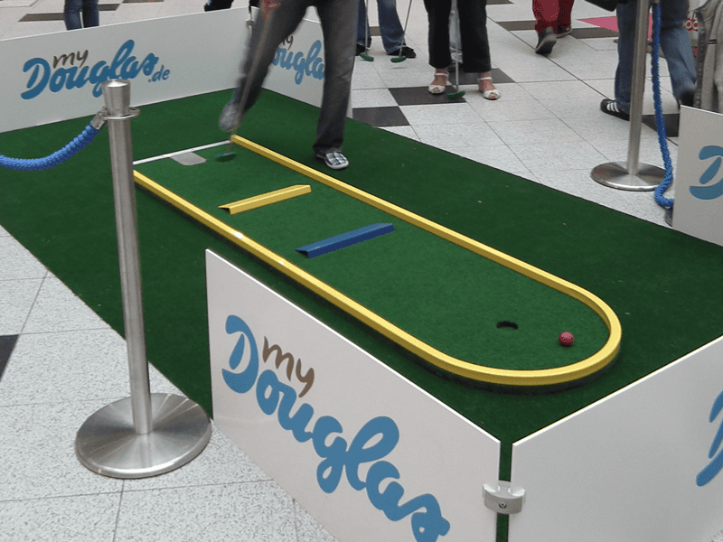 Firmen Weihnachtsfeier Minigolf inhouse Indoor