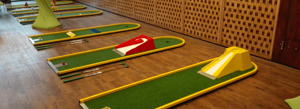 Firmenweihnachtsfeier Indoor Minigolf