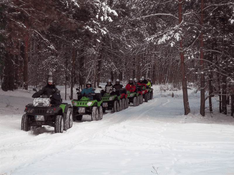 Teamausflug Weihnachtsfeier Quad Tour Bogenschießen