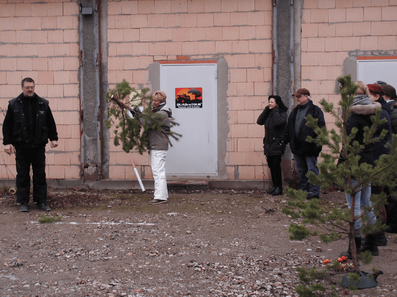 Idee Firmen Weihnachtsfeier Outdoor Warm Up Games