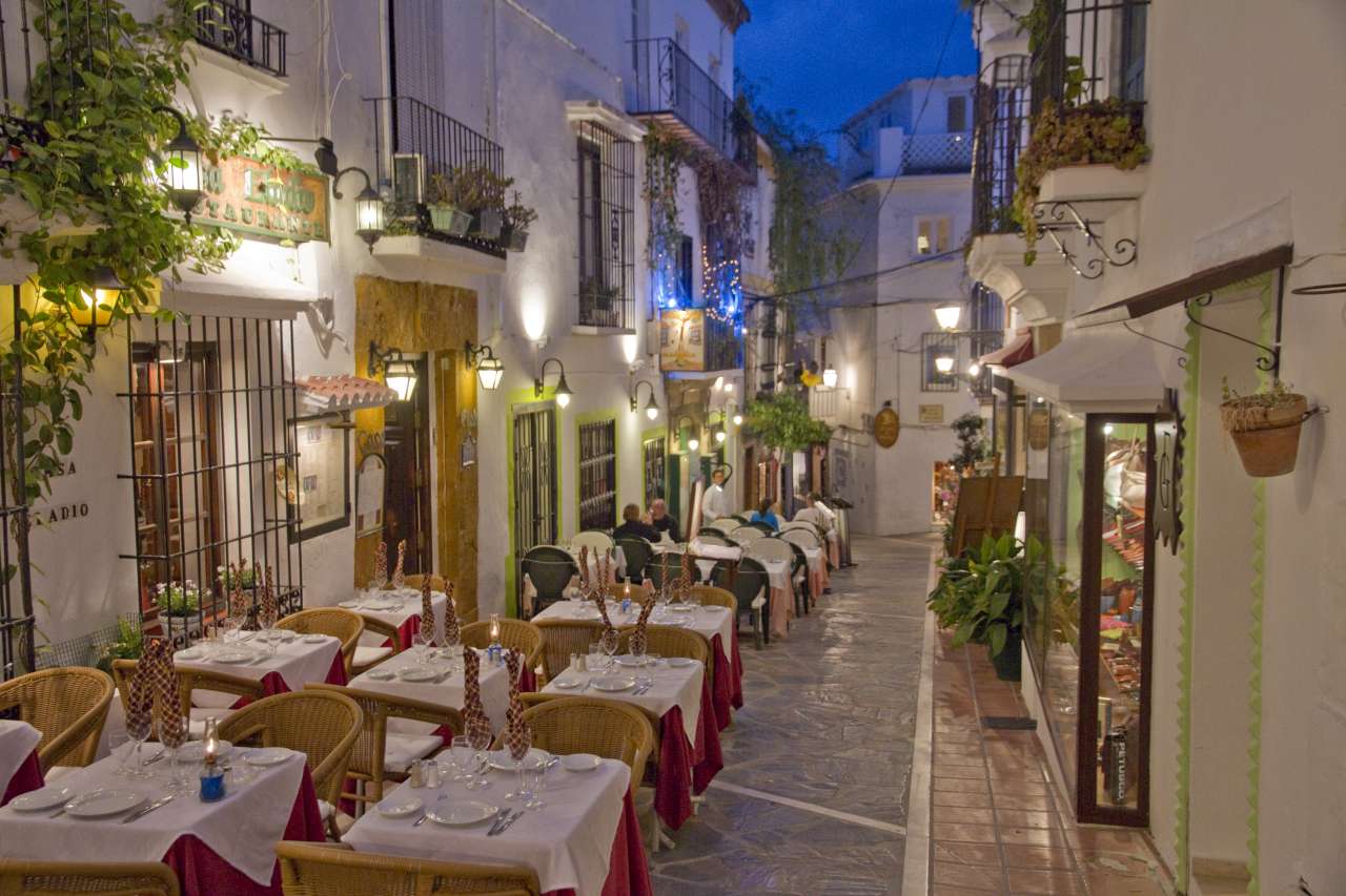 Estepona Old Town Tapas Bars Restaurants eating out