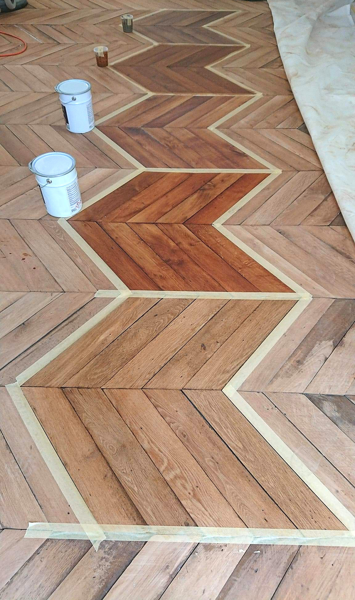 Essai de différentes finitions sur vieux parquet