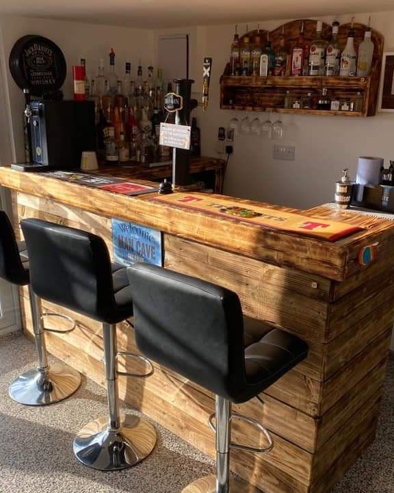 bar with beer tap