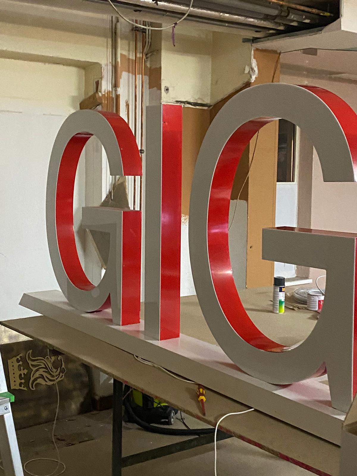 Hotel und Gastronomieausstattung - Schilder - Wegweiser