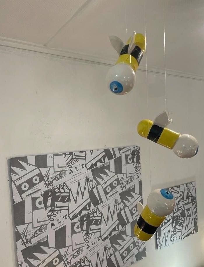 Fleur de Montmartre, Abeilles, galerie AVM