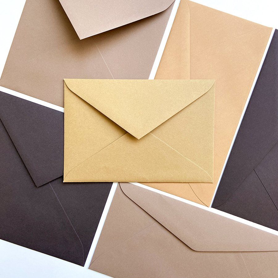 Sobres pequeños Mínimo Correos 90x140 mm en colores variados