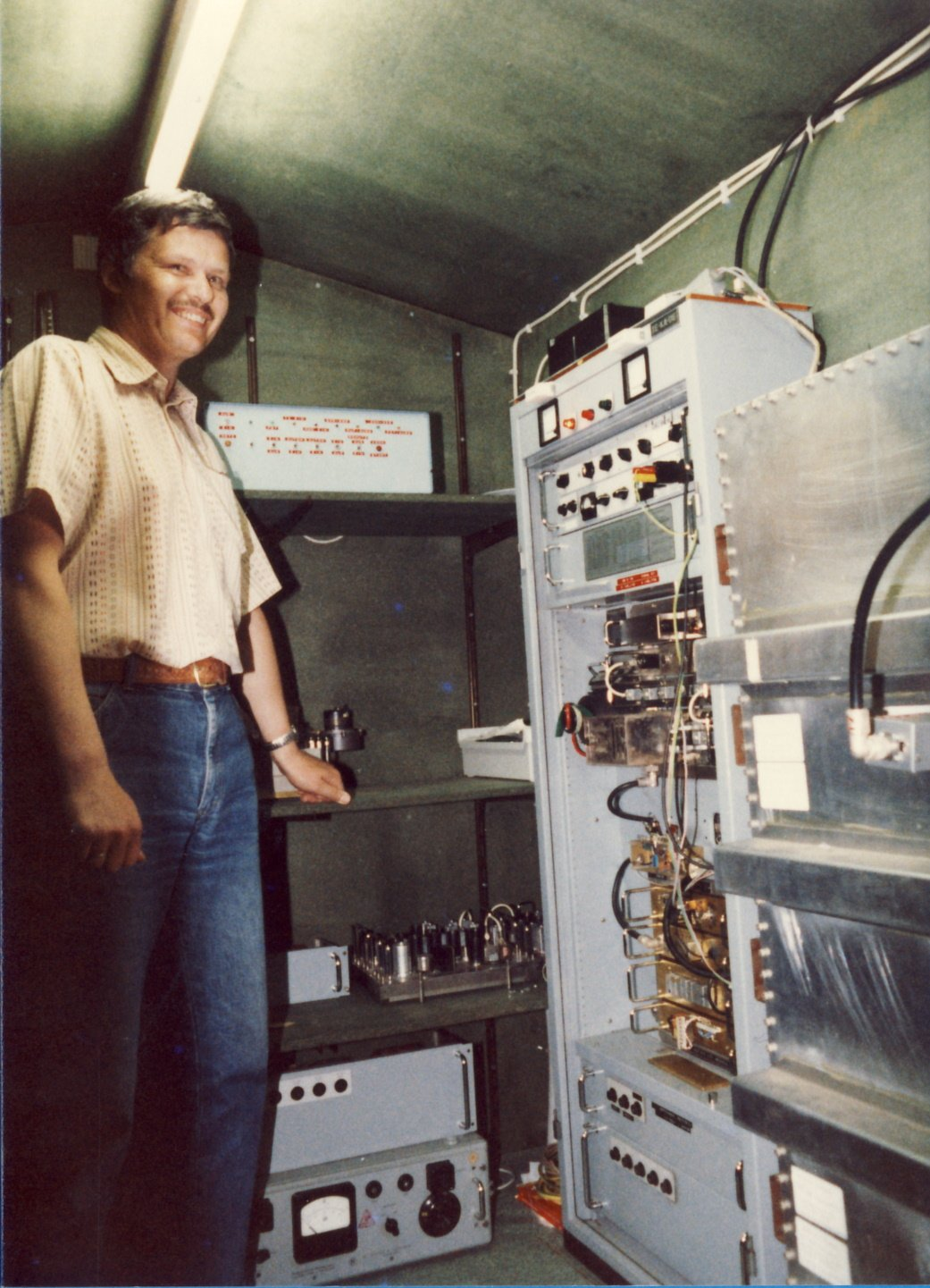 DK1AM im späteren Relaishaus DK1AM im späteren Relaishaus