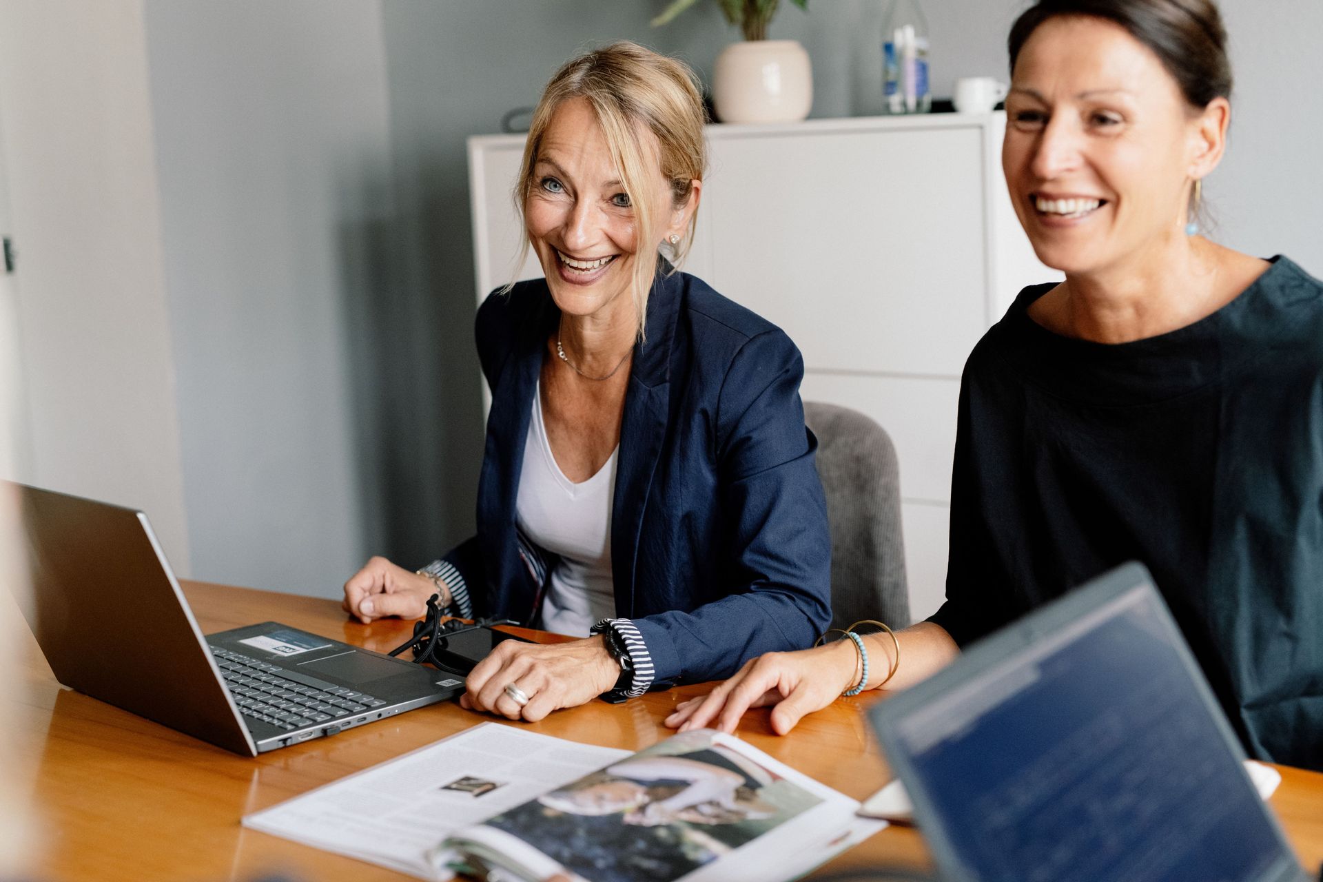 hausplus ravensburg oberschwabenhalle baumesse süddeutschland baden württemberg oberschwaben haus plus bauen weingarten bodensee allgäu alb friedrichshafen lindau bregenz dornbirn vorarlberg oberstaufen lindenberg wangen leutkirch kisslegg memmingen sigmaringen kempten ulm neu-ulm biberach laupheim ravensburger aulendorf altshausen schmalegg fronreute baindt baienfurt ostrach stockach sanieren renovieren umbauen sanierung renovierung umbau altbau neubau bauunternehmen fenster türen boden parkett fertighaus fliesen sanitär heizung pelletheizung solar wintergarten lehmbau inneneinrichtung zimmerei zimmermann schreiner küche küchenbau messe messen veranstaltung veranstaltungen ausstellung ausstellungen