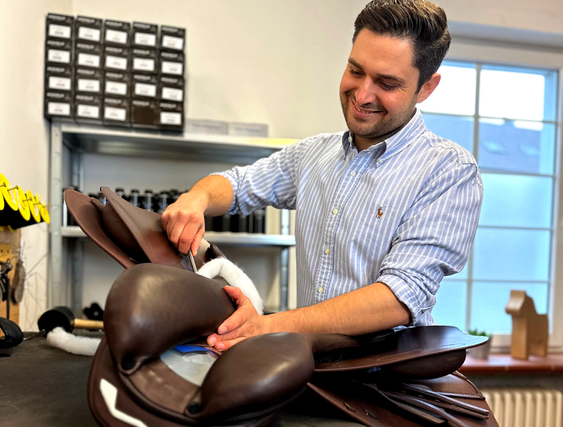 Sattelanpassung durch Sattelermeister Weber Anpassung von Sättel