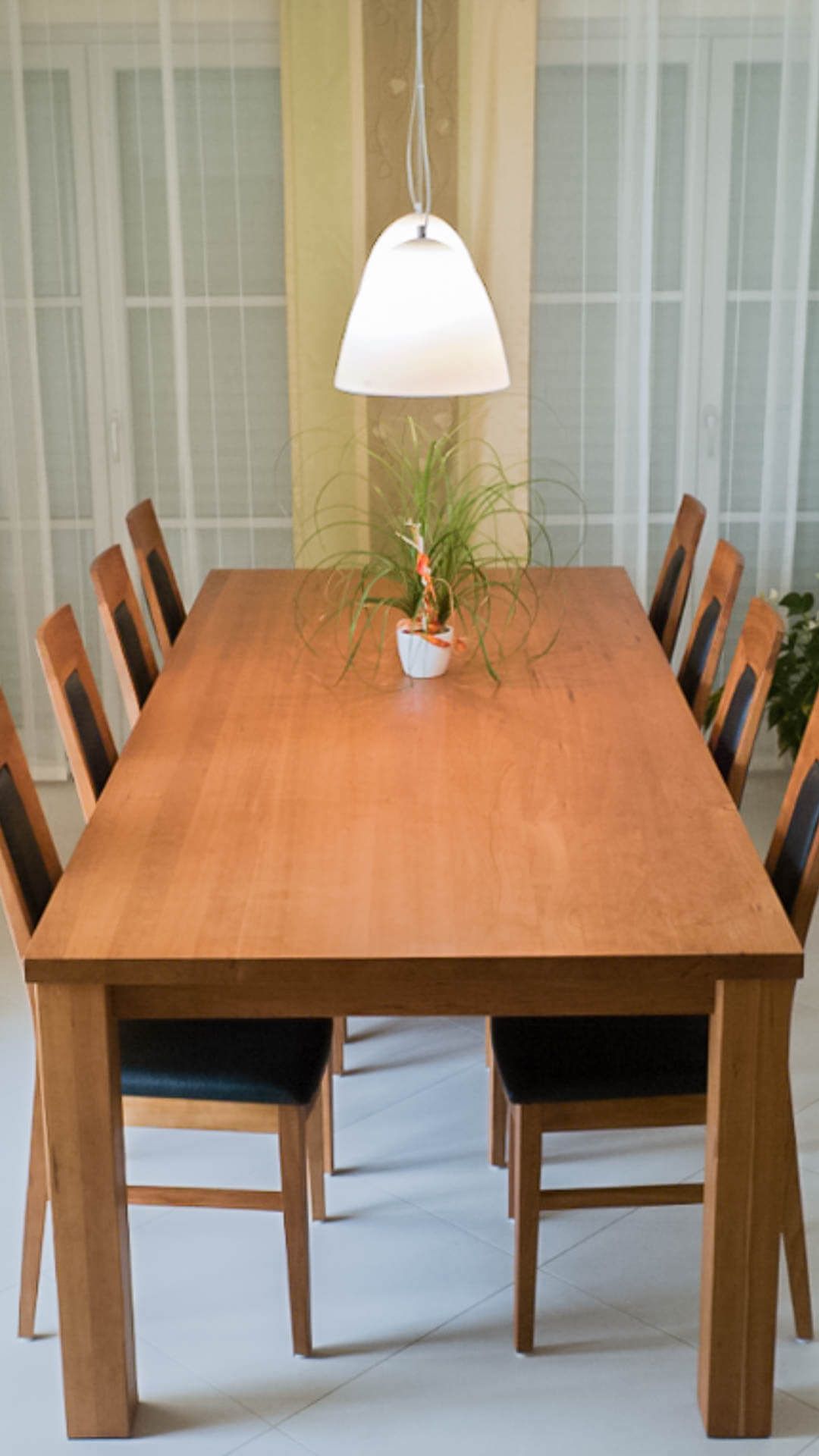 Esstisch aus Kirschbaum