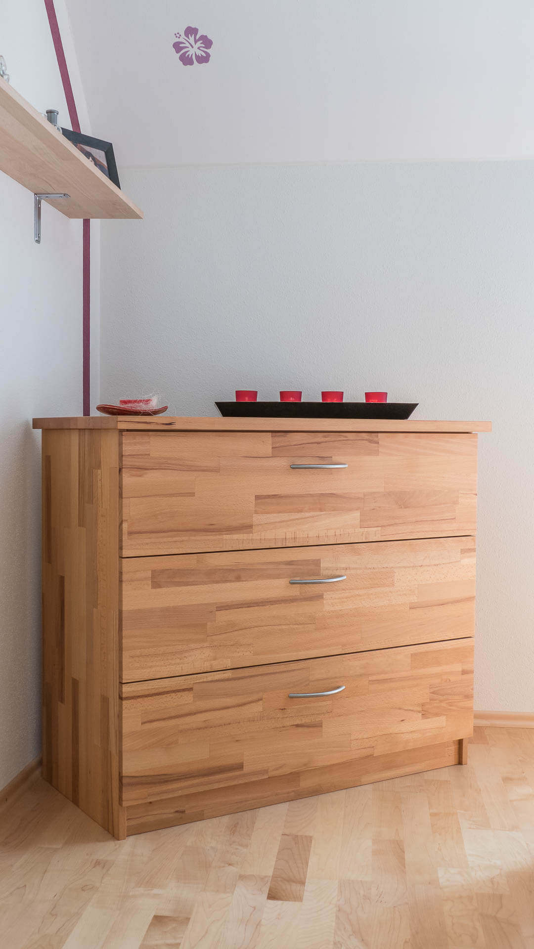 Kommode aus Kernbuche