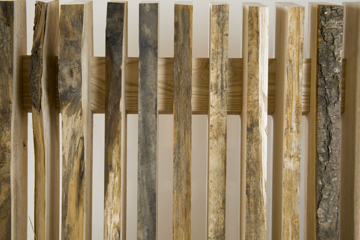 Clôture écoconçue châtaigner face brute zoom