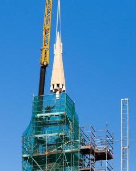 Schwere Lasten in große Höhen