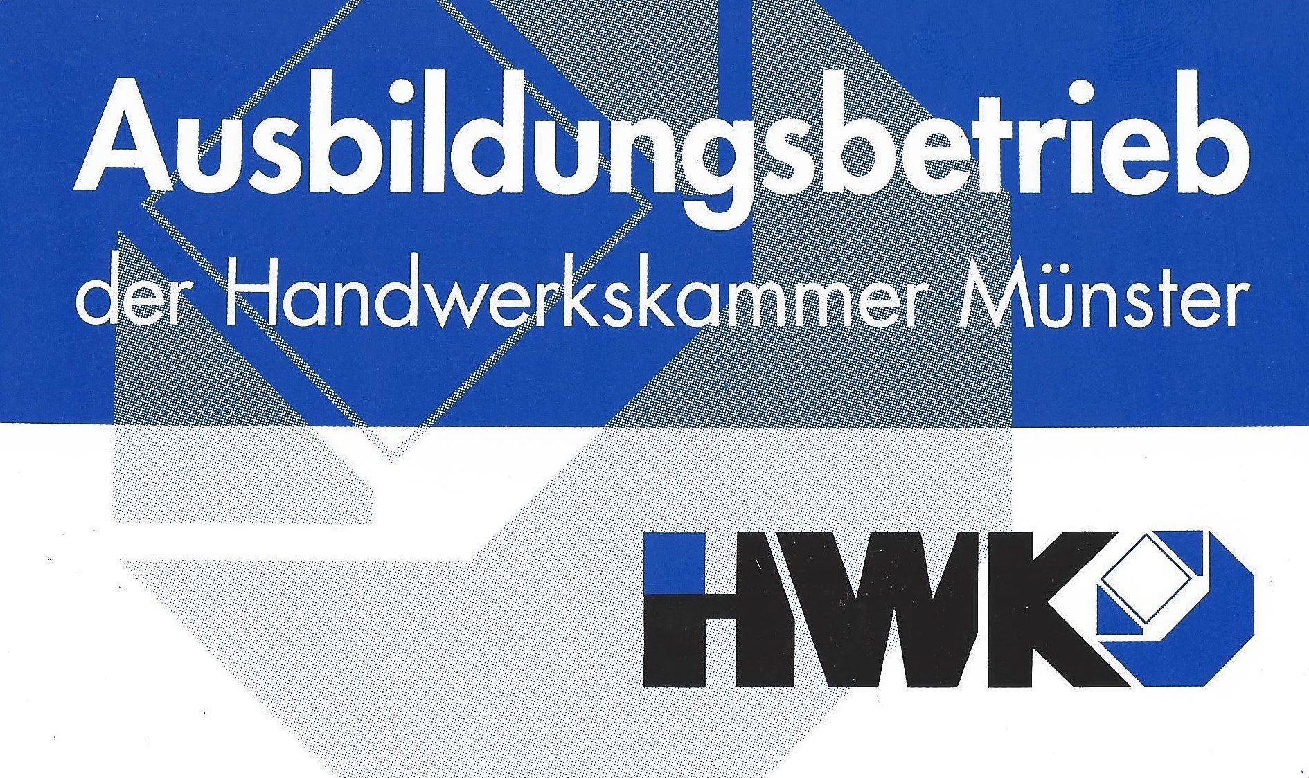 Wir bilden langjährig Zimmerer und Dachdecker aus.