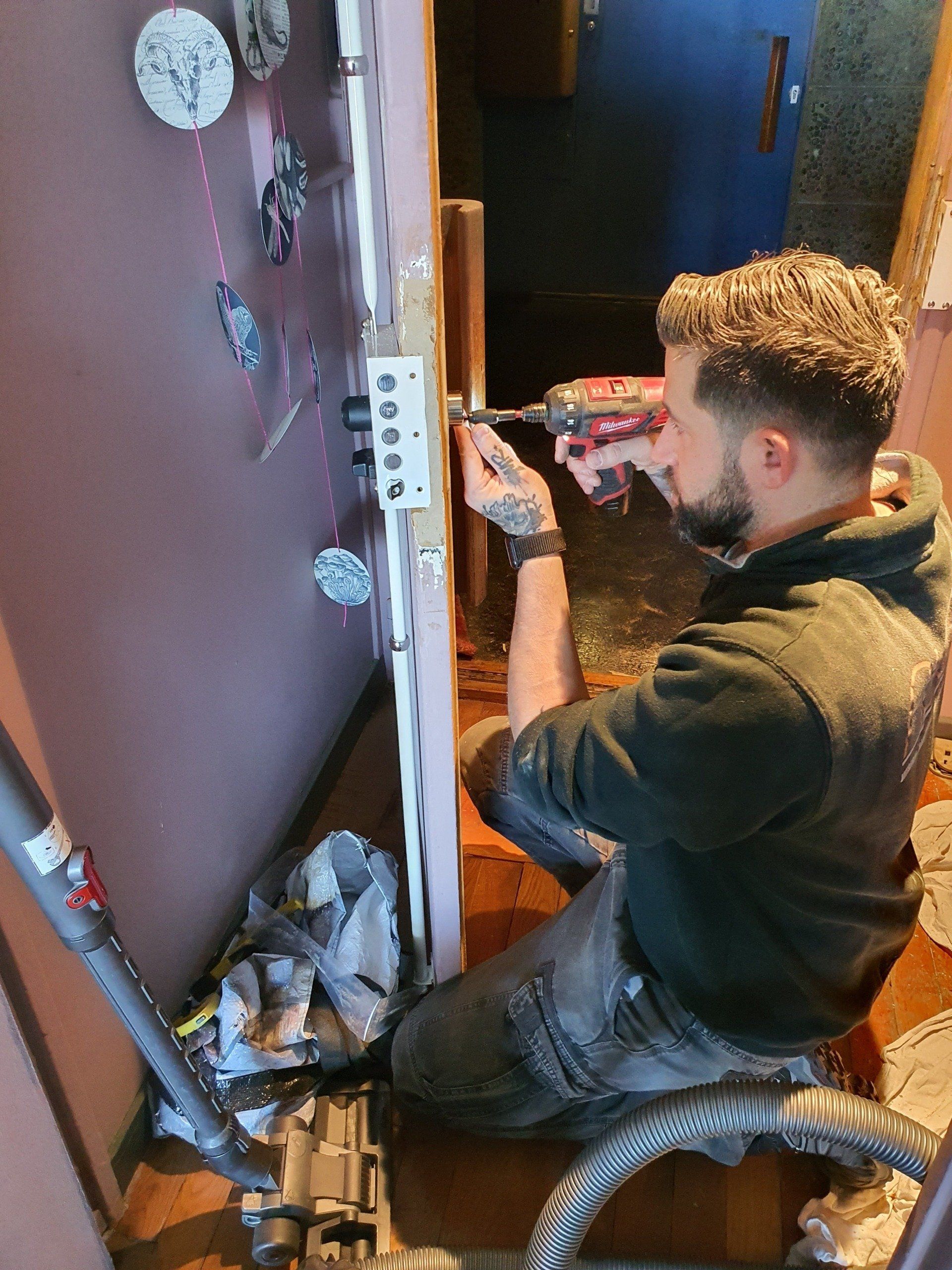 Installation de serrure sur Marseille Installation de serrure sur Marseille