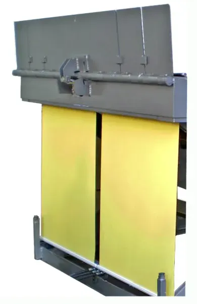 Verladehebebühne mit PVC-Rollo