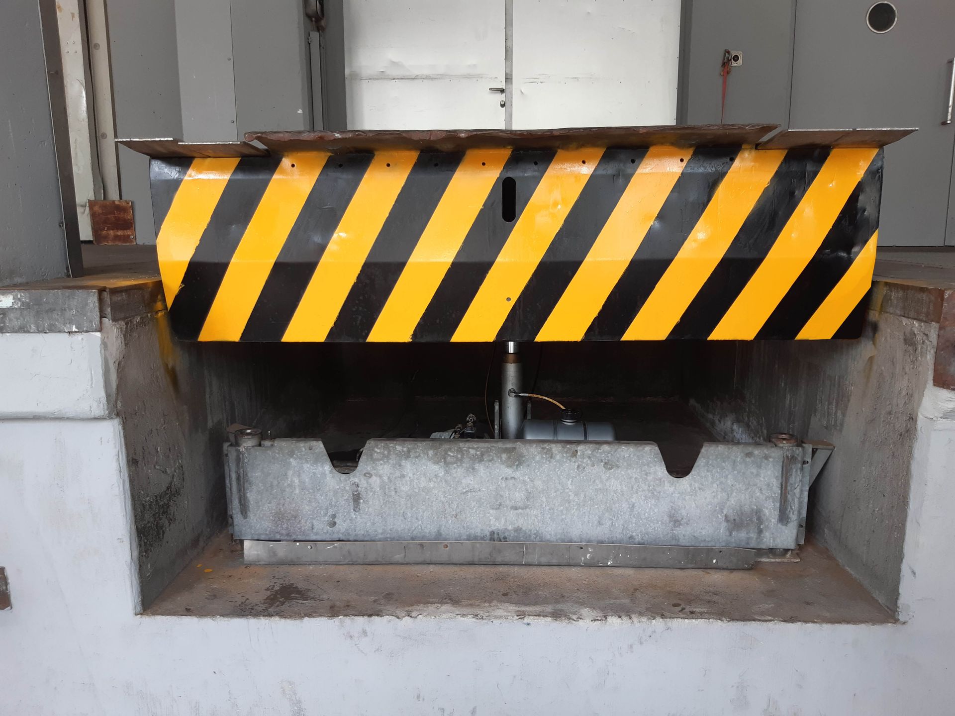 Anpassrampe revidiert, Verladerampe, Revision