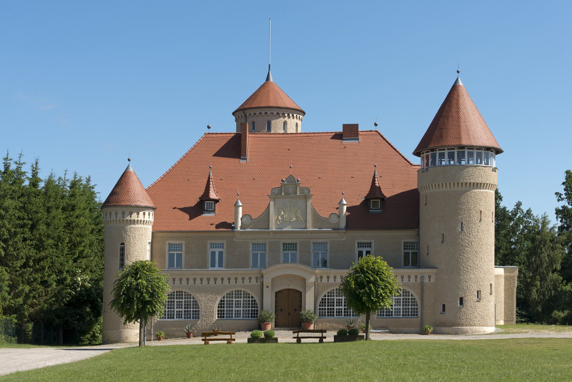 Schloss Stolpe auf der Insel Usedom Schloss Stolpe auf der Insel Usedom