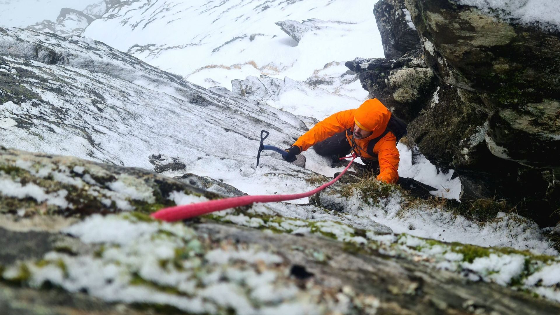 Winter Climbing and Mountaineering Courses