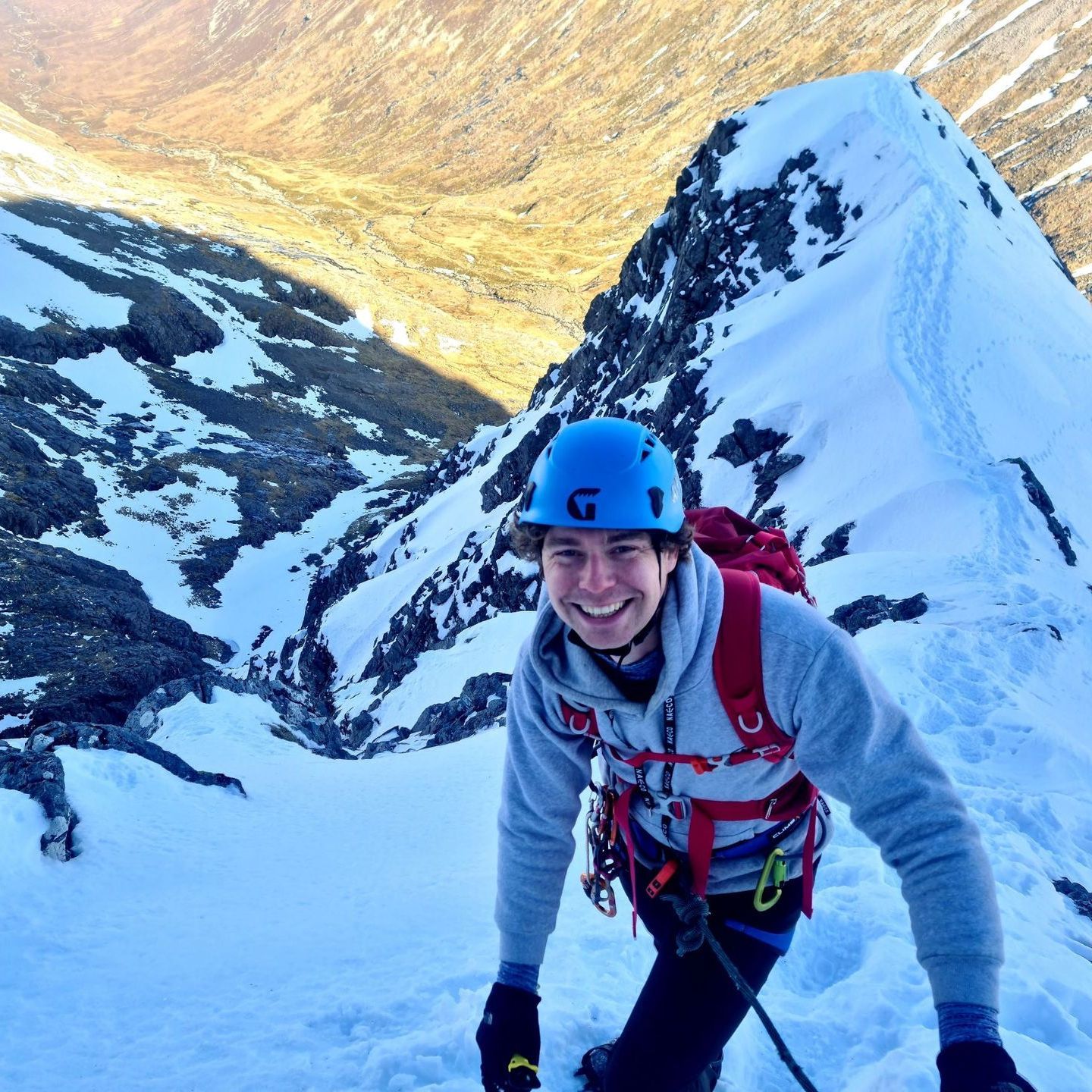 Tower Ridge Guide - Guided Climb of Tower Ridge in Winter with Elite Guides