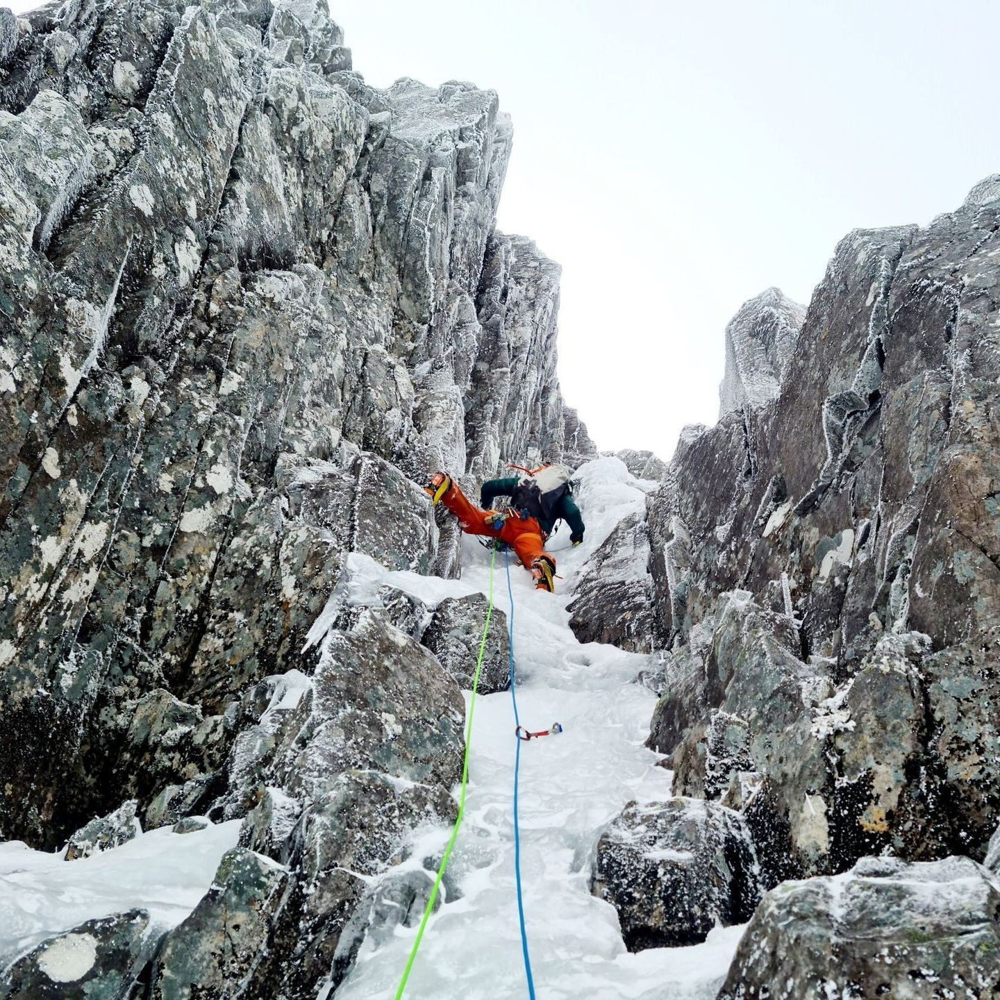Guided Ice Climbing on Ben Nevis. book a mountain guide with Elite Guides to climb Ben Nevis ice