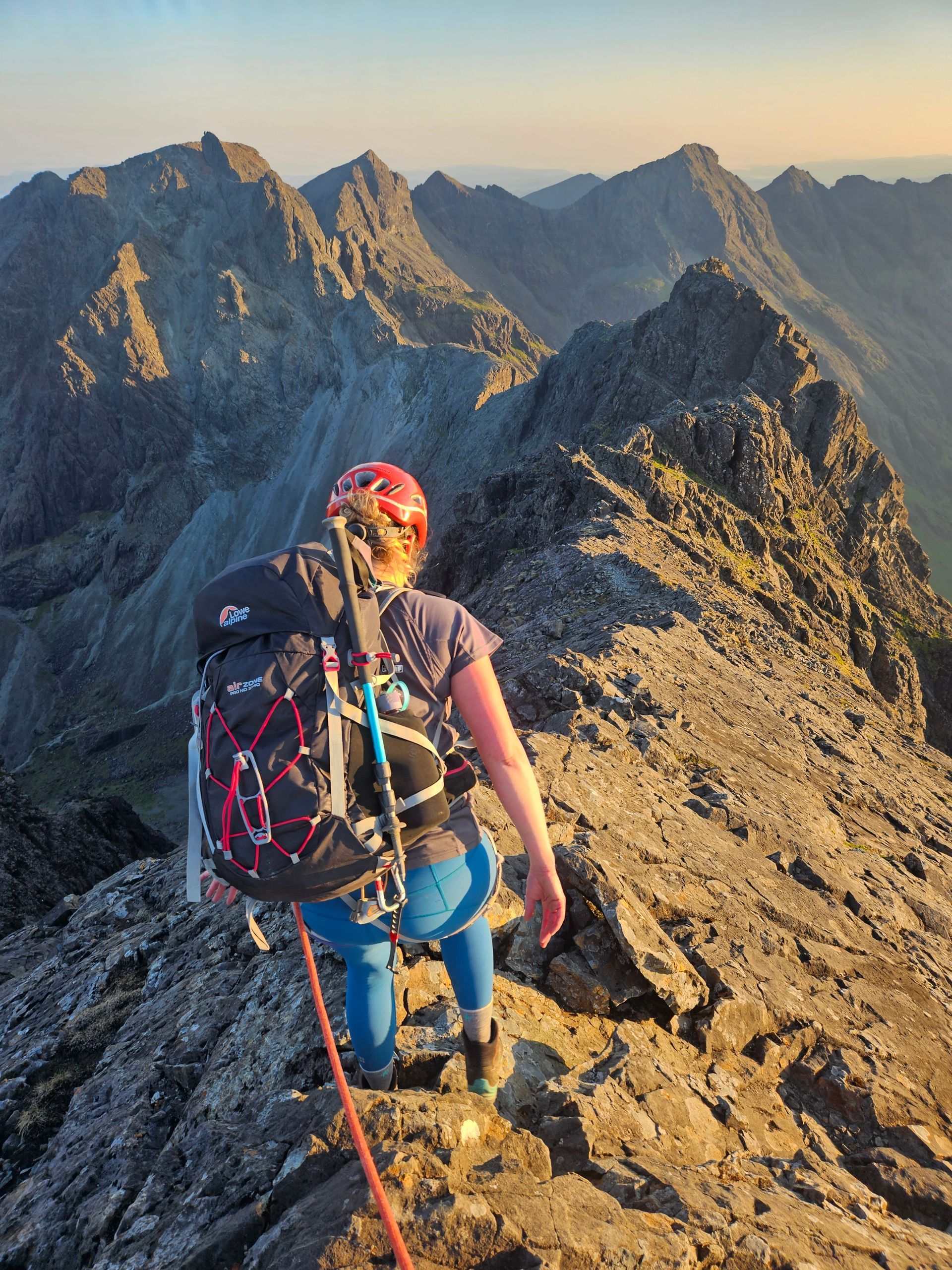 Skye Cuillin Ridge Guides - Skye Cuillin Traverse Guides, Skye Cuillin Munro guides, and courses.