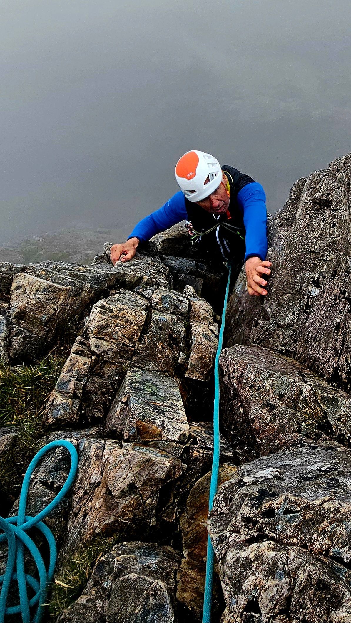 Learn to lead climbing course Scotland