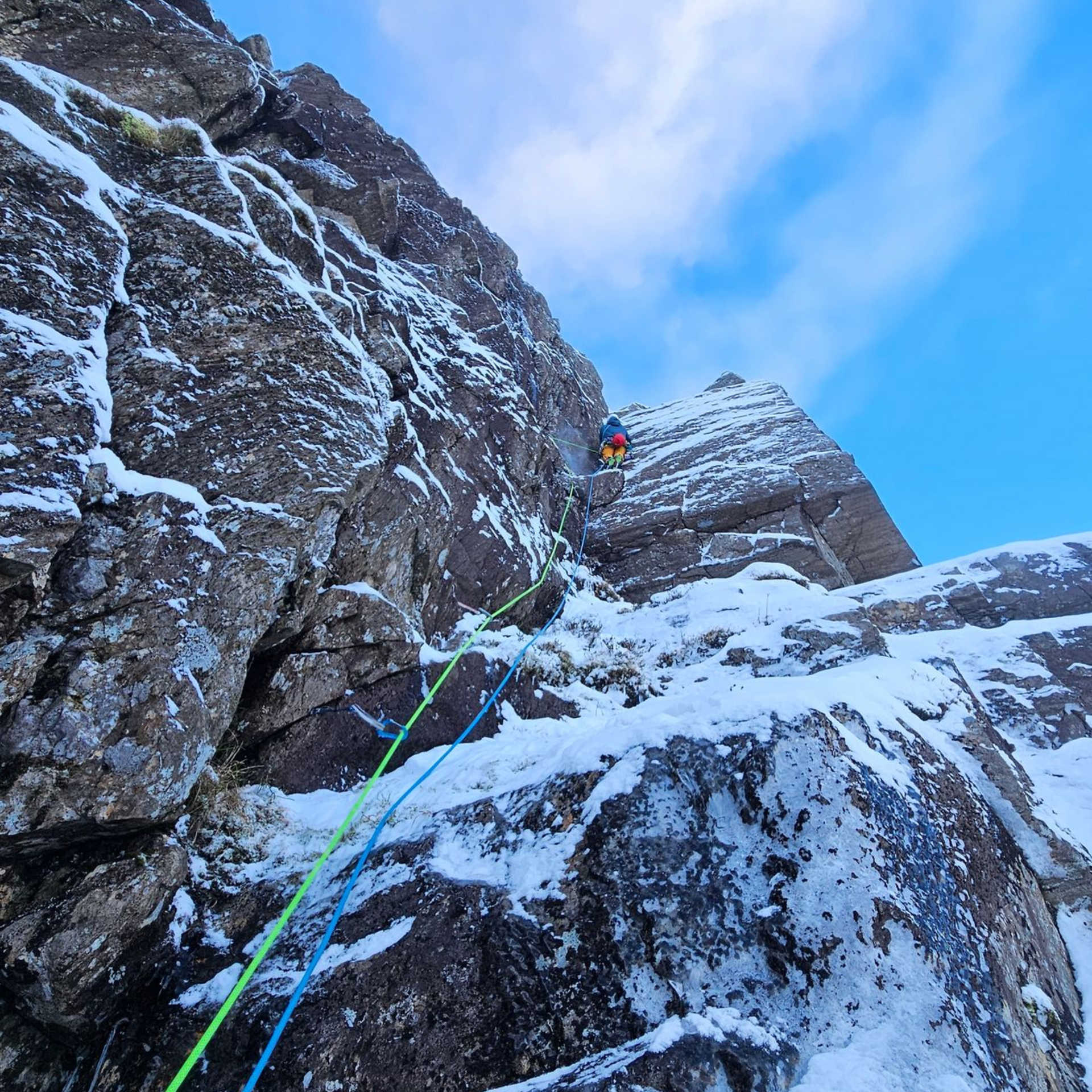 Mixed climbing in Scotland. Scottish Winter Guided Climbing. Winter Climbing guide